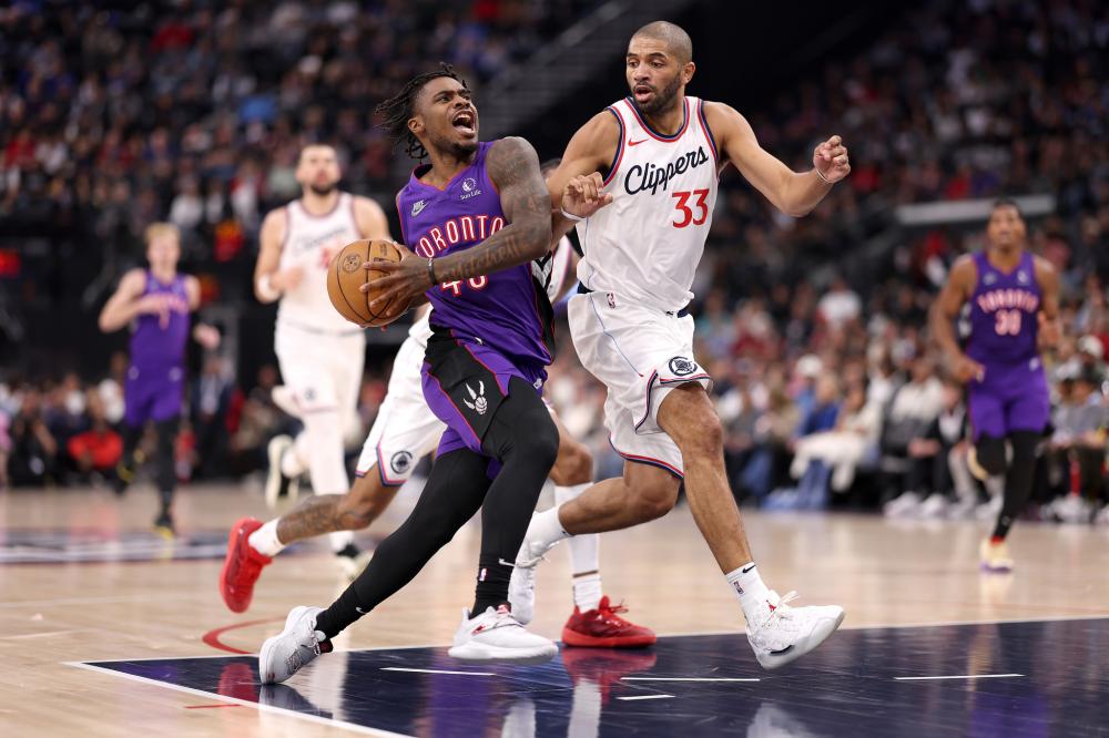 通过一系列 通过一系列