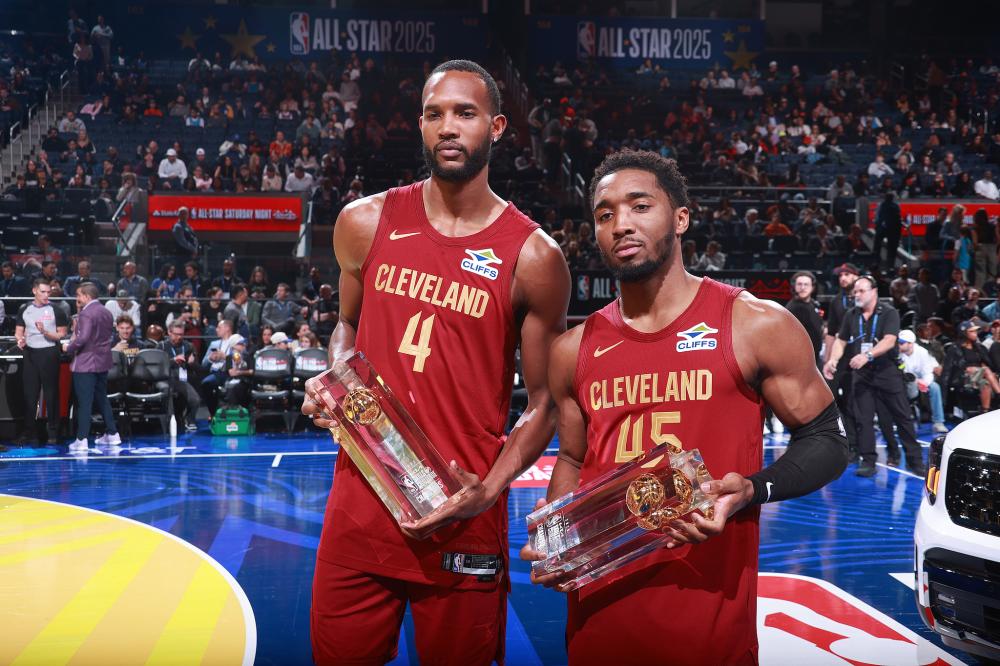 赛的球员具 赛的球员具