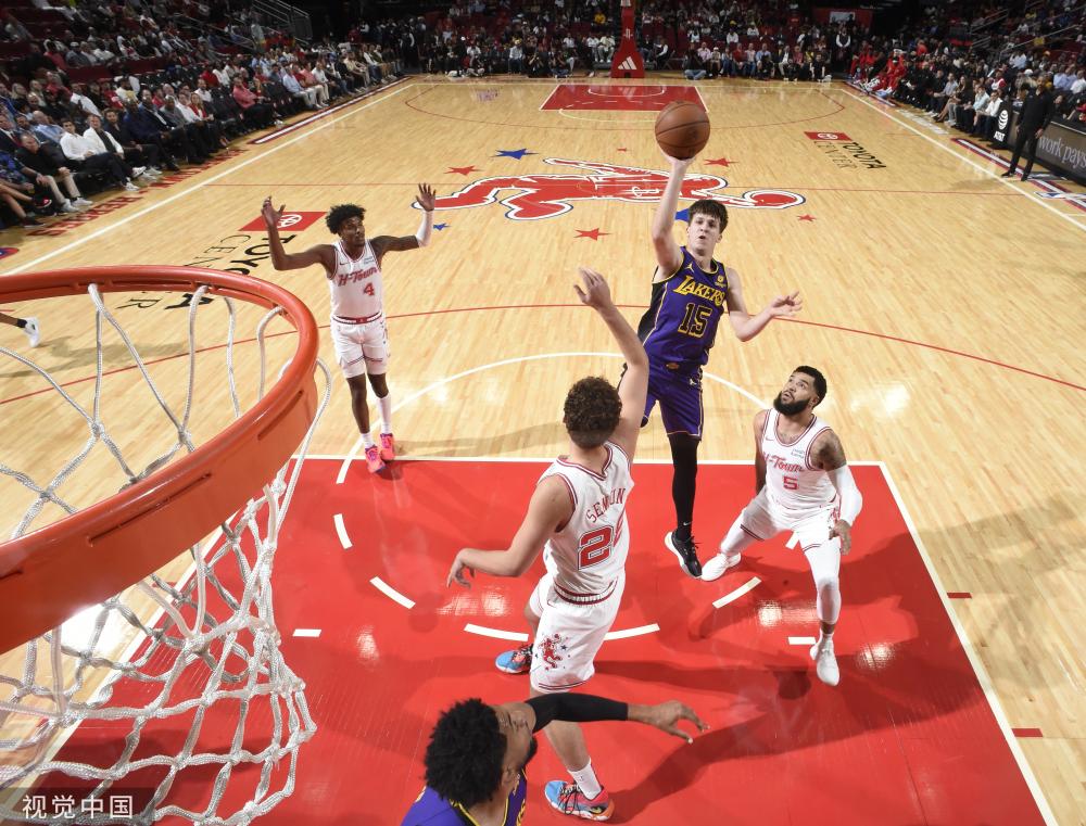 了其在场上 了其在场上