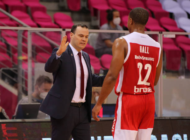 中场和中卫 中场和中卫