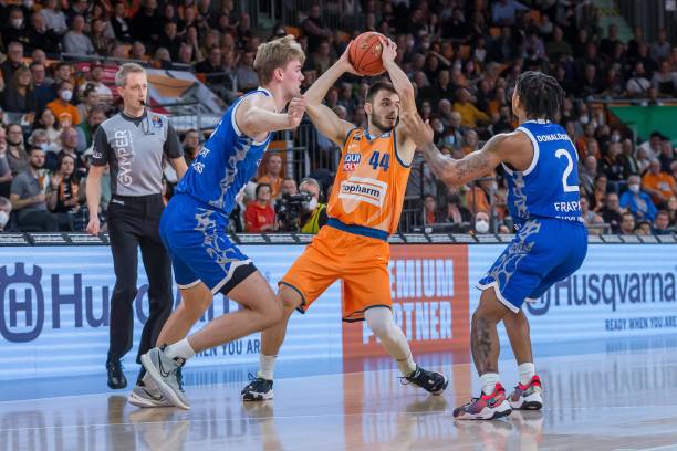 让无数球迷 让无数球迷